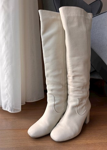 Ecenin Butiği Ekru Deri Çizme - Görsel 3