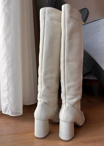 Ecenin Butiği Ekru Deri Çizme - Görsel 4
