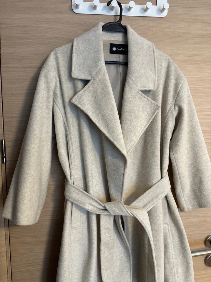 Ekru Uzun Kaşe Kaban - Görsel 2