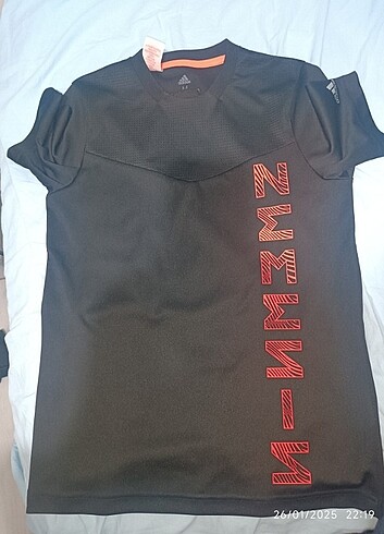 9 Yaş Beden 7 parça Karışık.. Adidas,mavi Jean,LCW kot gömlek,DeFacto Jean,
