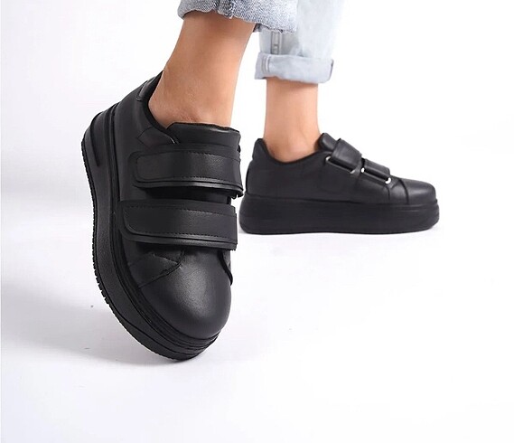 Kadın Siyah Sneaker