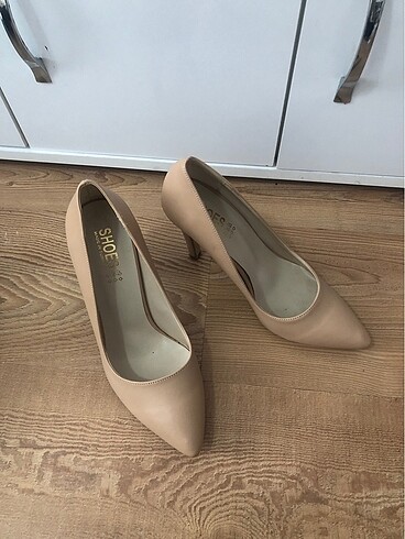 Diğer Stiletto