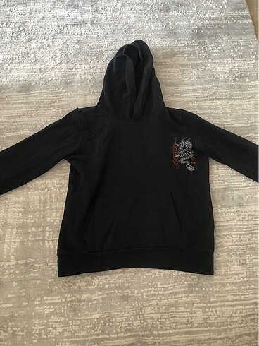 12-13 Yaş Beden Defacto sweatshirt
