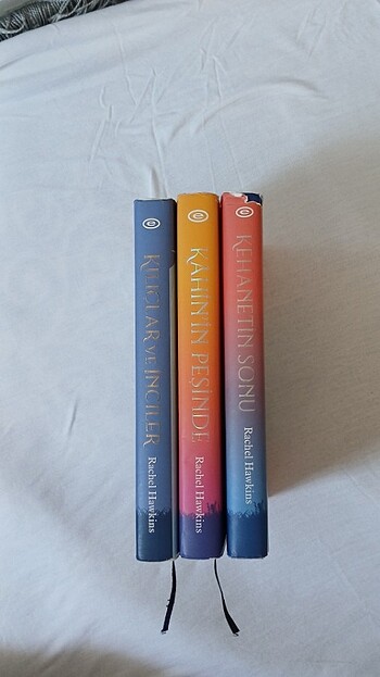 Kitap | Fantastik Seri Kılıçlar ve İnciler