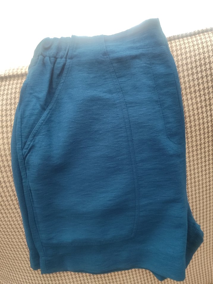 Rahat Kesim yüksek bel Koyu MaviKeten Şort - Görsel 3