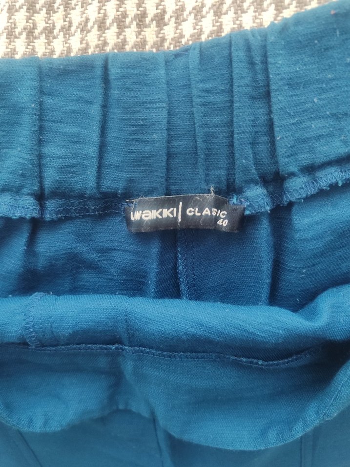 Rahat Kesim yüksek bel Koyu MaviKeten Şort - Görsel 2