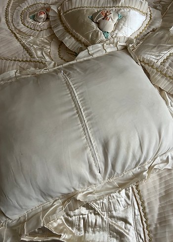 İşlemeli yatak örtüsü - Görsel 13