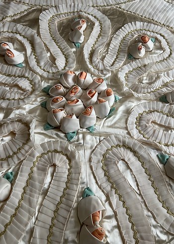 İşlemeli yatak örtüsü - Görsel 6