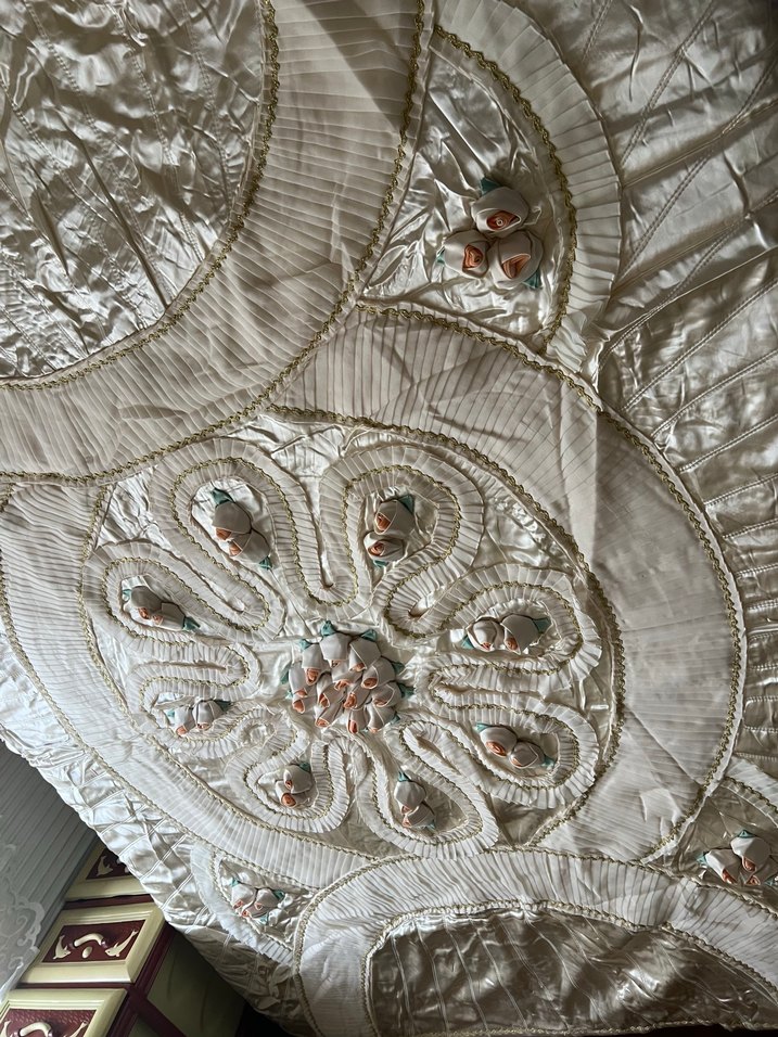 İşlemeli yatak örtüsü - Görsel 2