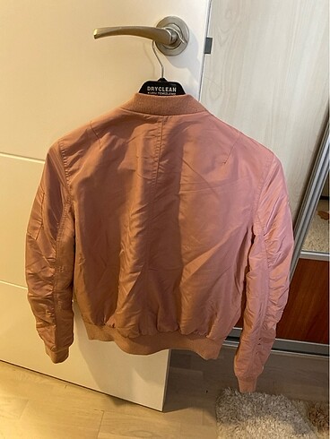 Stradivarius Stradivarius kısa mont