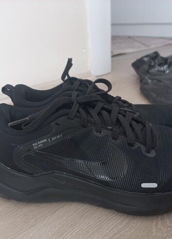 Nike Nike downshifter 12 38 numara