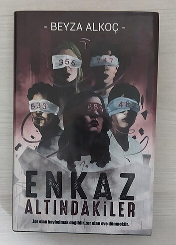 Enkaz altındakiler 