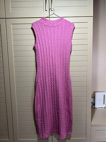 Pembe Elbise