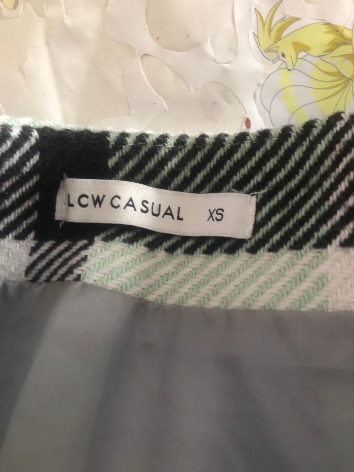 Yeşil Ekoseli Pilili Mini Etek - Görsel 2