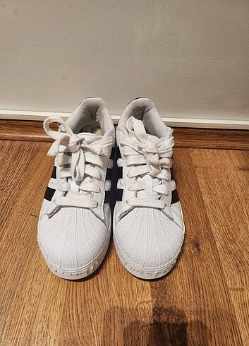 37 Beden Adidas Superstar