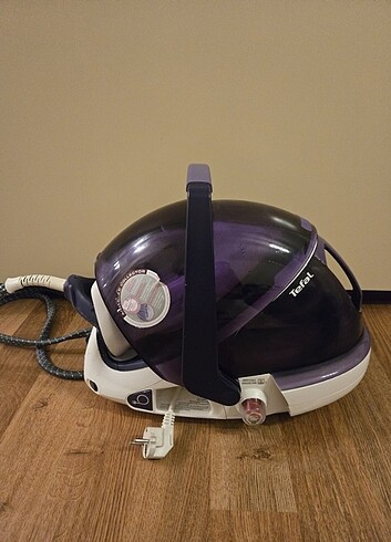Tefal Hazneli Ütü