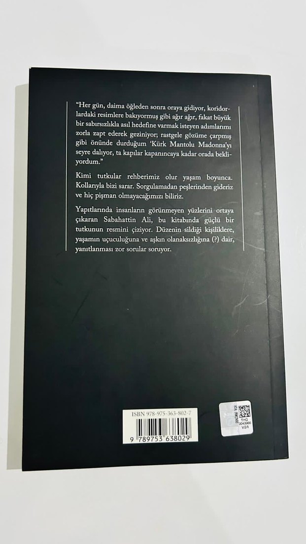 Sabahattin Ali - Kürk Mantolu Madonna Roman - Görsel 2