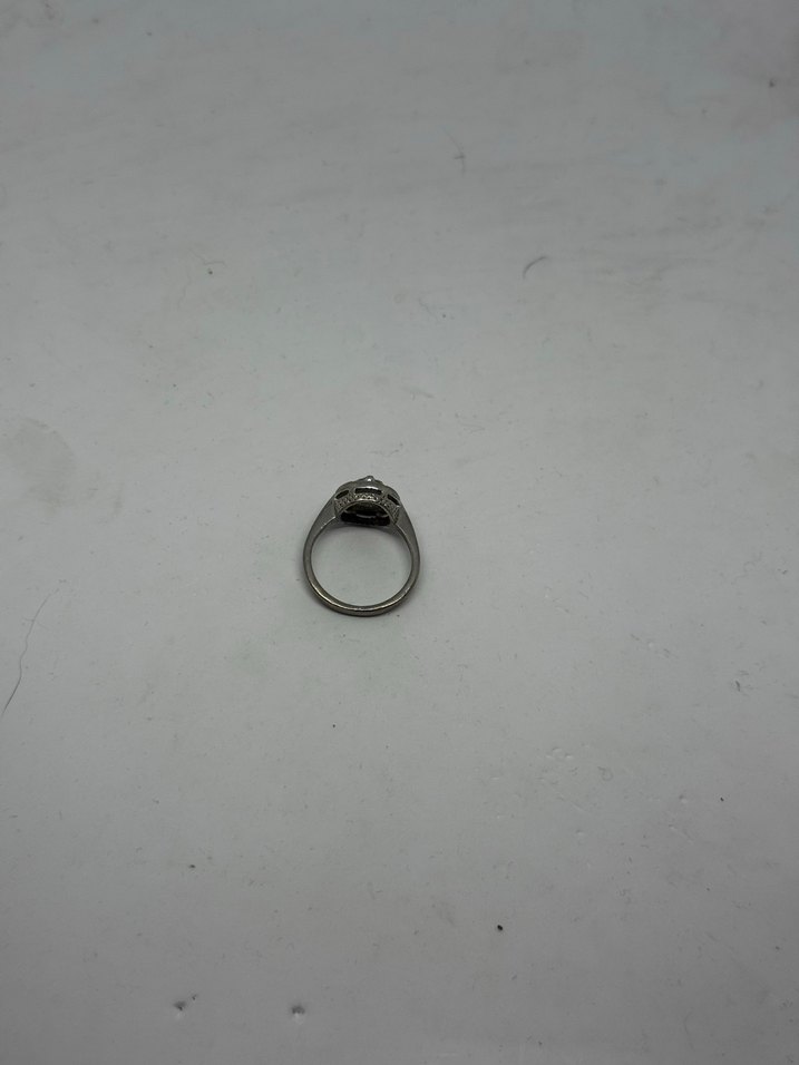 Minimalist Altın Kadın Yüzük Siyah Taşlı - Görsel 4