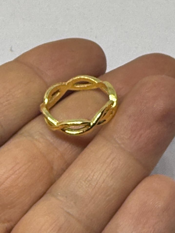 Zincir Detaylı Altın Renk Kadın Yüzük - Görsel 3