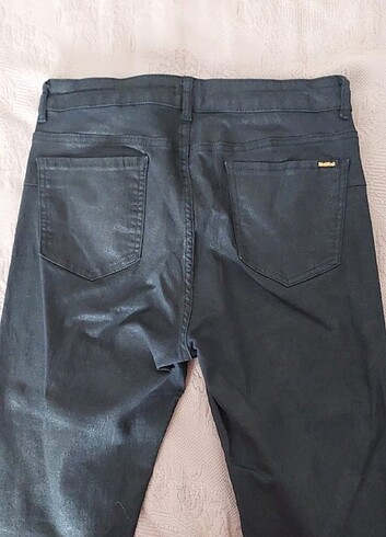 Siyah simli pantolon - Görsel 2