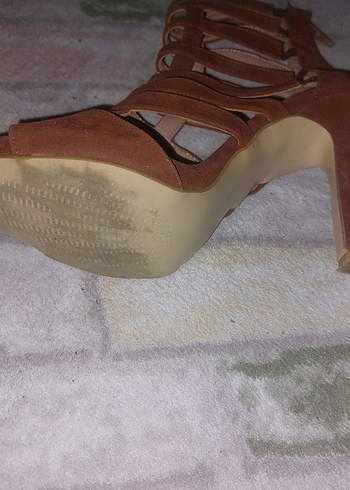 Bej Süet Tokalı Stiletto Kadın Ayakkabı - Görsel 2