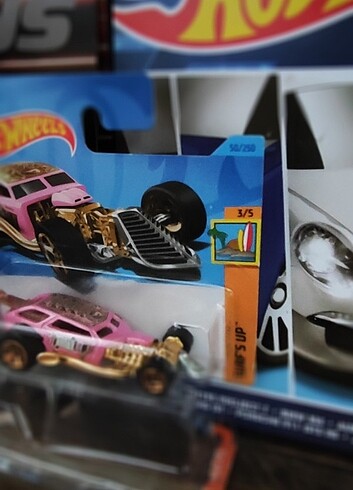 Beden Hotwheels TH
