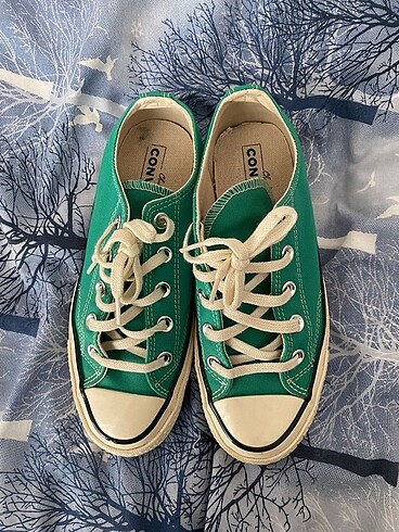 Yeşil Converse