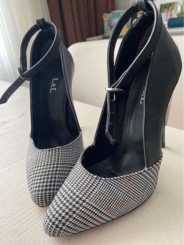 36 Beden siyah Renk Siyah Stiletto