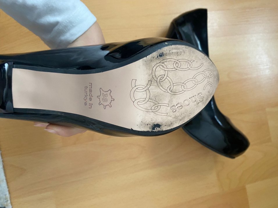 Kadın Siyah Parlak Stiletto Topuklu Ayakkabı - Görsel 3