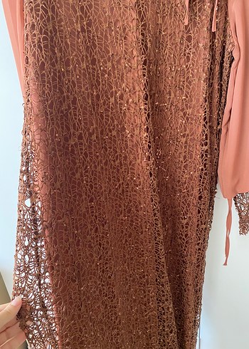 Uzun Kahverengi Dantel Kadın Elbise - Görsel 5