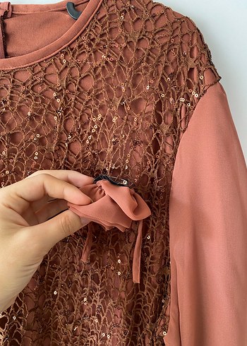 Uzun Kahverengi Dantel Kadın Elbise - Görsel 3