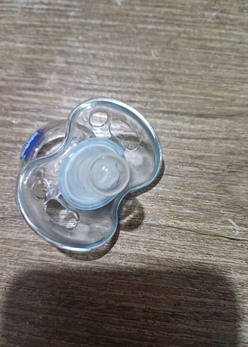 Mavi ve Gri Bebek Emziği