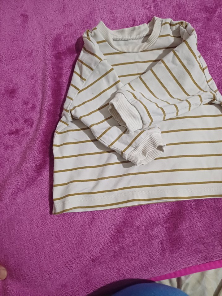 Beyaz Çizgili  Çocuk Tişörtü - Görsel 4