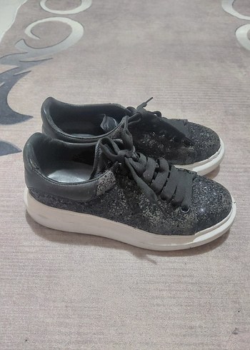 37 Beden ALEXANDER MCQUEEN BAYAN AYAKKABI