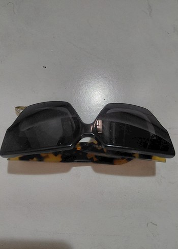 Diğer Kemer Detaylı Siyah Kadın Güneş Gözlüğü