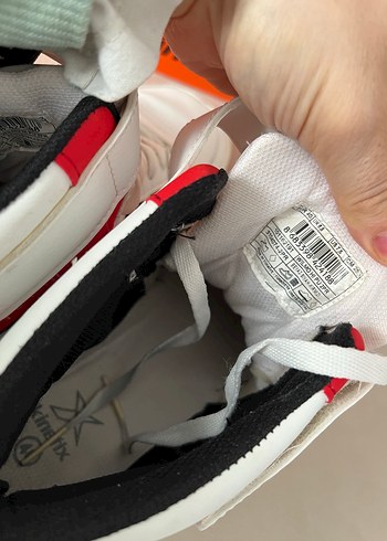 Renkli Desenli Beyaz Erkek Spor Ayakkabı - Görsel 3