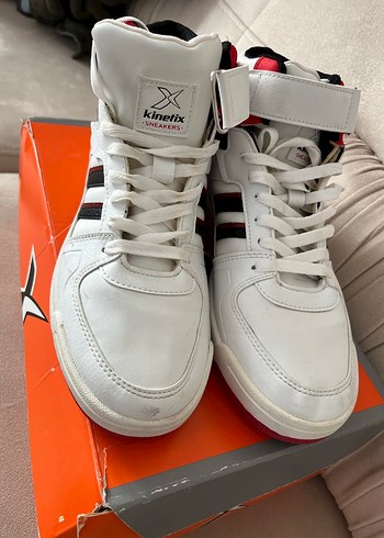 Renkli Desenli Beyaz Erkek Spor Ayakkabı - Görsel 2