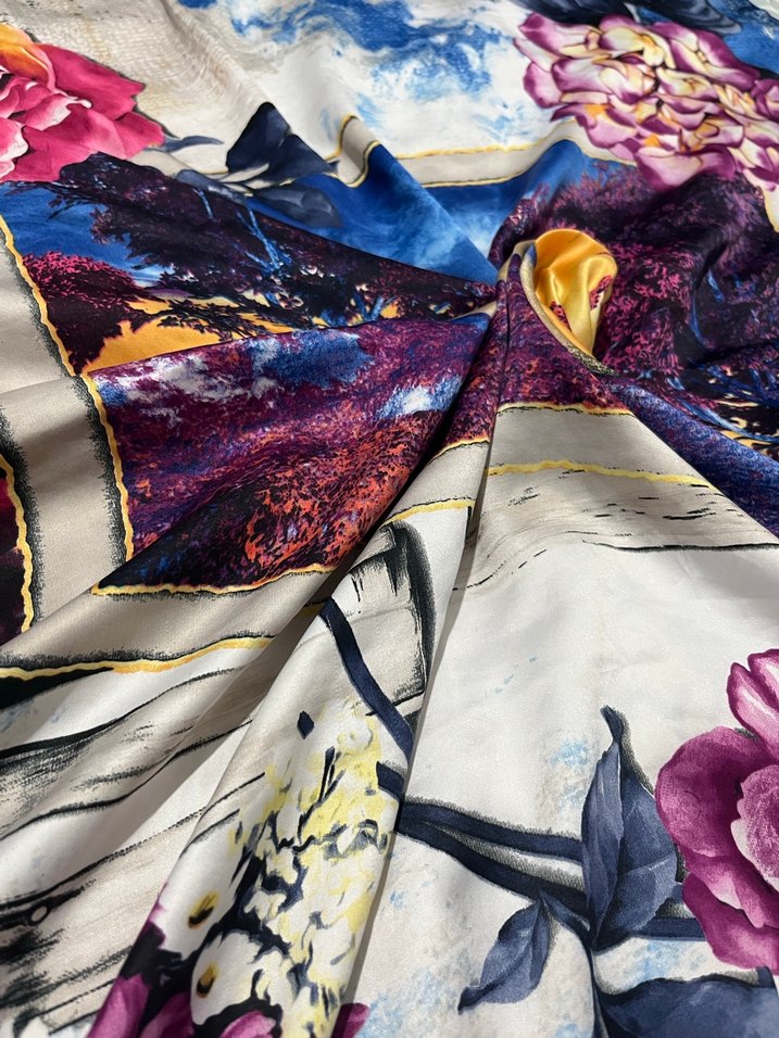 Çiçek ve Doğa Desenli Çok Renkli Kadın Fular - Görsel 3