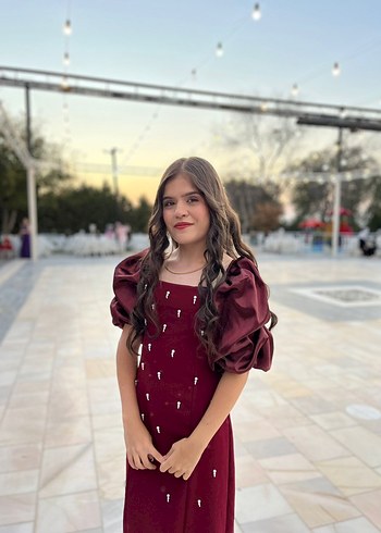 Bordo Drapeli Kız Elbisesi yeni alındı bir kez giyildi
