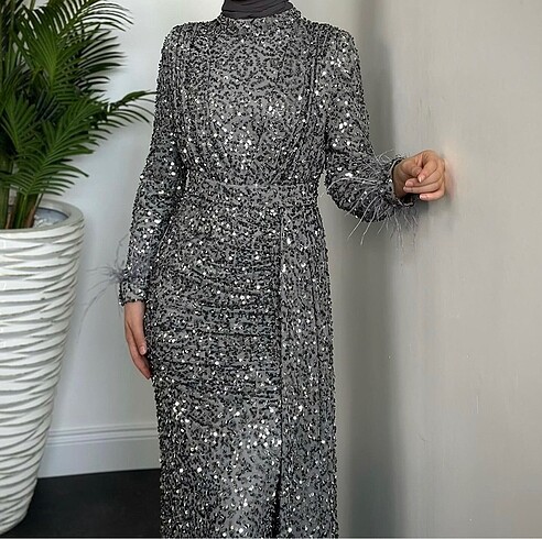 Yandan pelerinli abiye - Görsel 2