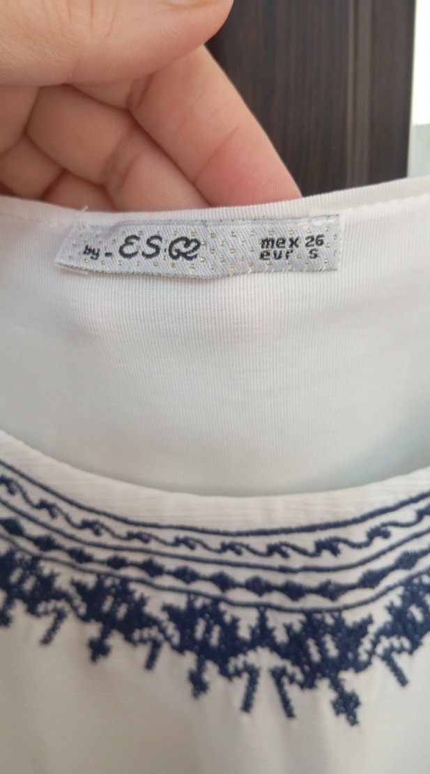 Nakışlı Beyaz Askısız Bluz - Görsel 2