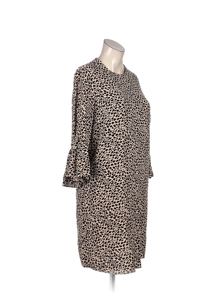 PreLoved Kısa Elbise %70 İndirimli. - Görsel 2