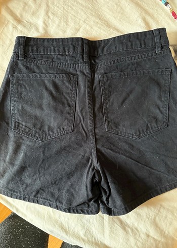 Kadın Siyah Düğmeli Midi Denim Şort - Görsel 5