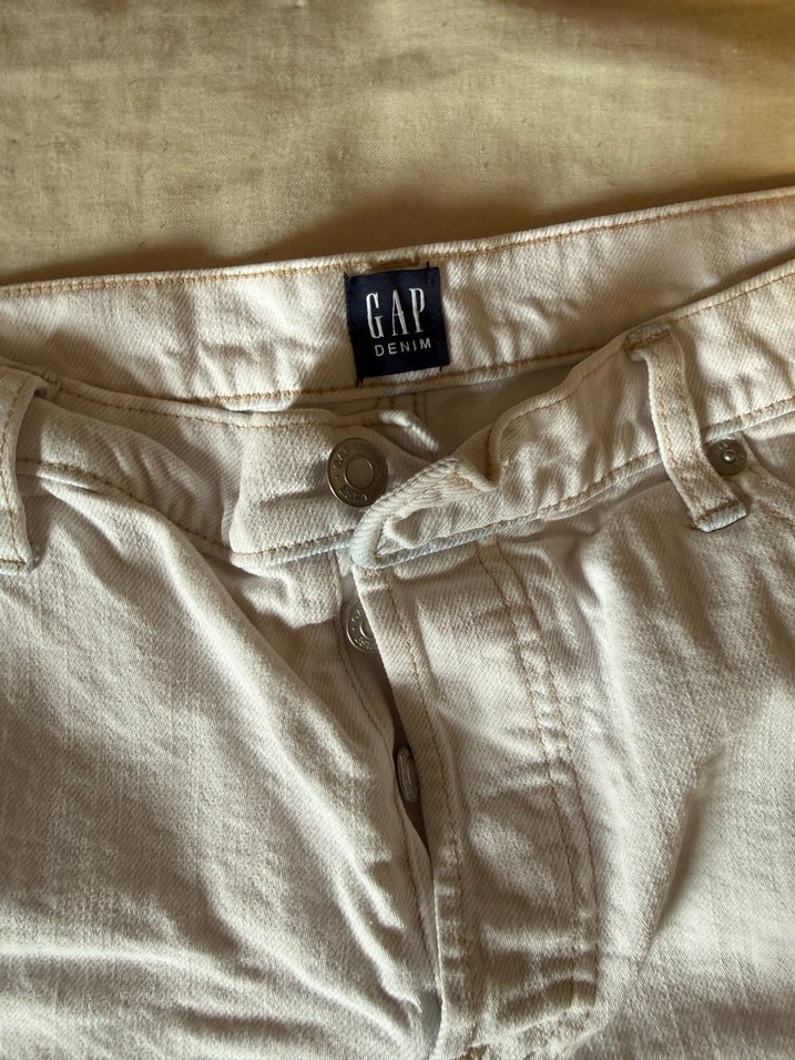 Beyaz Kadın Mini Denim Şort - Görsel 2