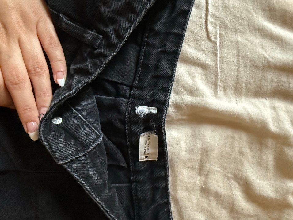 Kadın Siyah Pilili Midi Kot Şort - Görsel 2