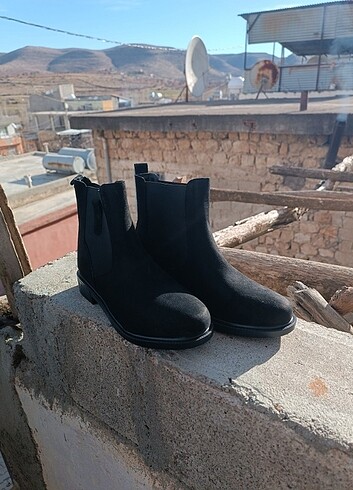 39 Beden Kullanışlı ve rahat bayan bot 36 39 40 numara mevcut