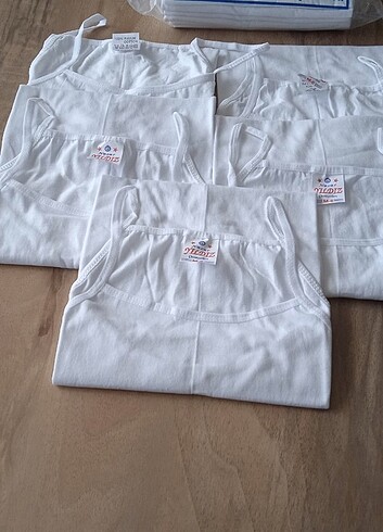 İp askılı atlet kadın  - Görsel 3