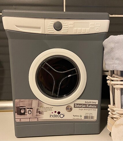 Çamaşır makinesi görünümlü deterjan kutusu