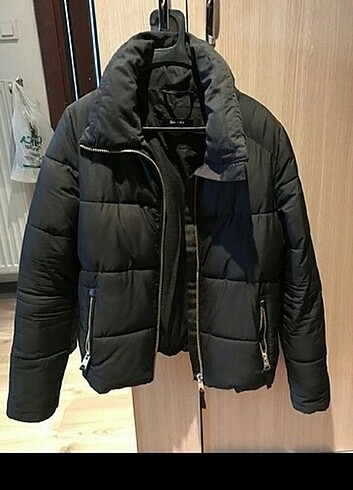 Bershka mont