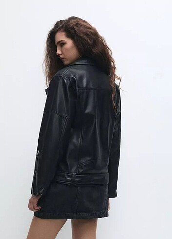 Pull and Bear Pull and Bear Kadın Deri Ceket